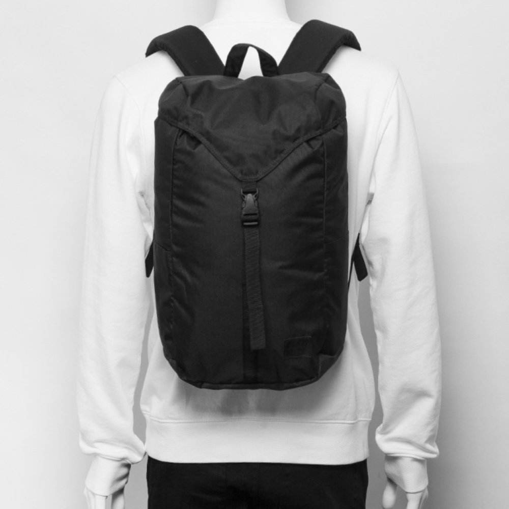 Herschel Thompson Light Black